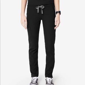 FIGS Yola skinny scrub pants- black